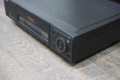Sony SLV-975HF 4-Head HiFi Stereo Digital VCR VHS Cassette Player/Recorder (904