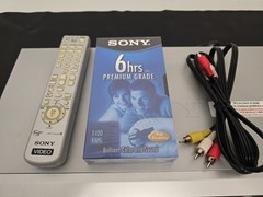 Sony SLV-N700 Hi-Fi Stereo VHS VCR 19 Micron Head Flash Rewind w/ Remote Tested
