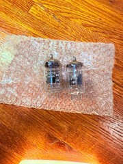Brand New 12AX7B Vacuum Tube
