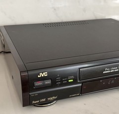 JVC HR-S7300U Super VHS Vcr Hi-Fi Stereo S-Vhs VCR plus