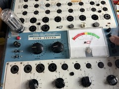 GE 5AS4A 61-39 188-5 Grey Smooth Plate Side D Getter Tested on B&K 707