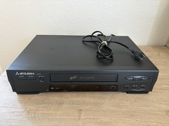 Mitsubishi HS-U446 VCR VHS Player Without No Remote- Working