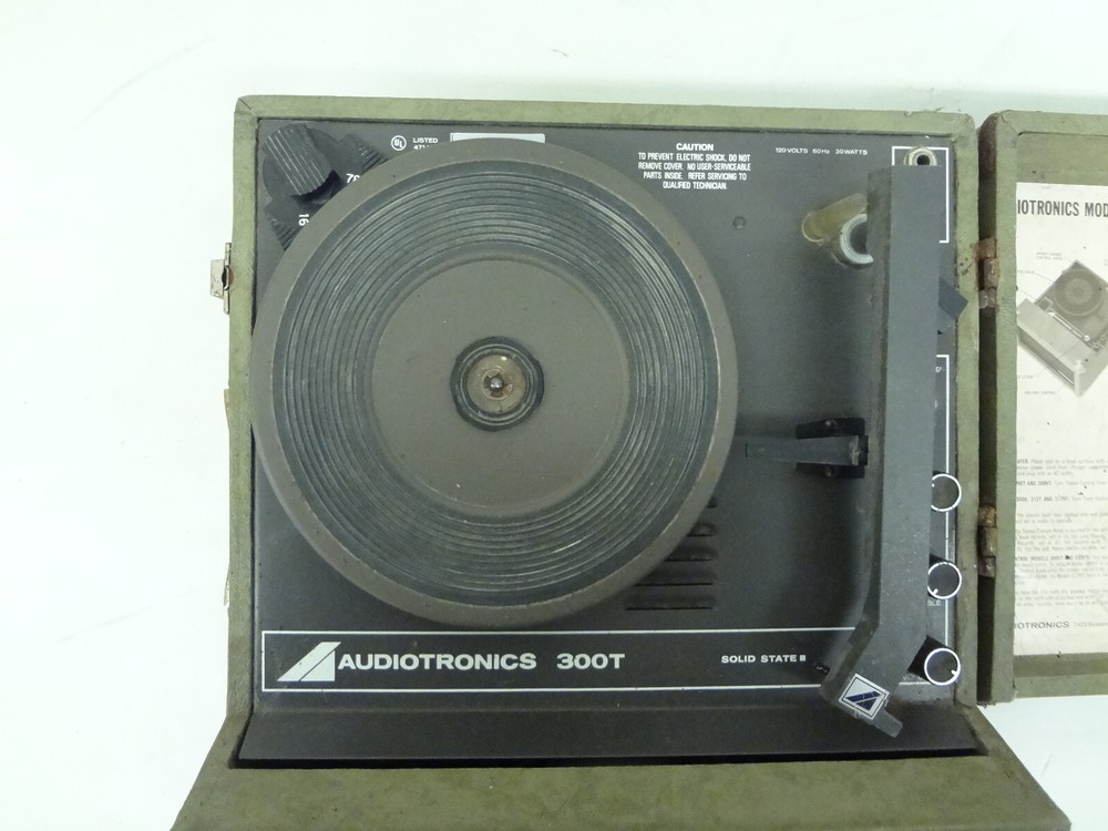 Audiotronics 300T Vintage Record Player 1960’s – For Parts or Restoration