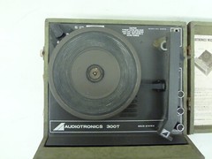 Audiotronics 300T Vintage Record Player 1960’s – For Parts or Restoration