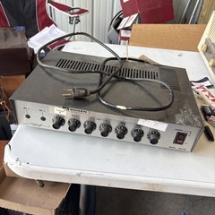 Bogen CHS 35B Vintage PA Amplifier – Powers On