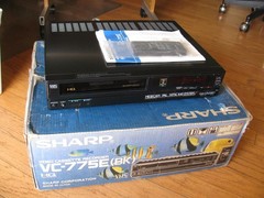 Sharp VC-775E Multi-System VCR /w Box, Remote. User manual Mint Condition Works