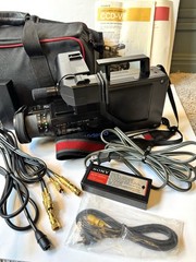 Sony CCD-V8 Video 8 Camcorder AS IS UNTESTED First Sony 8mm Camera Accessories