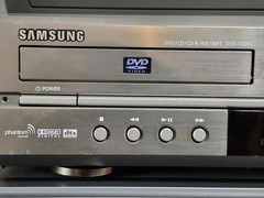 Lot of 6 – VCR VHS DVD Combo Players Magnavox, Phillips Samsung for Parts/Repair