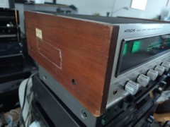 Hitachi SR-800 Stereo Receiver