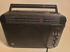 GE Superadio 7-2887A AM FM Long Range Hi Performance Radio Vintage- WORKS!