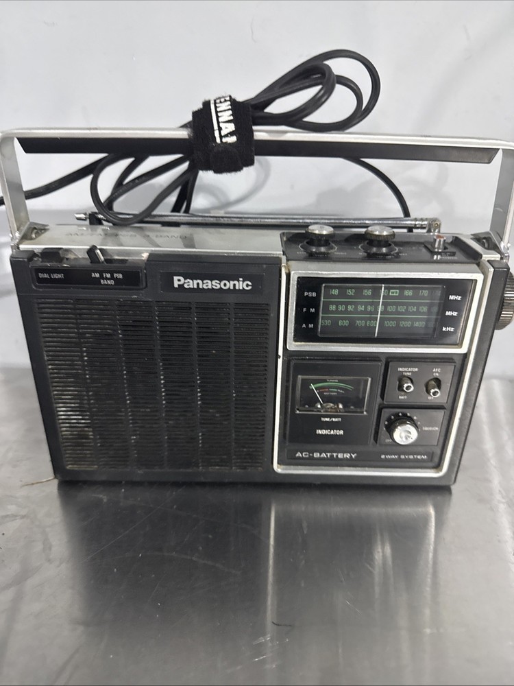 Vtg Panasonic RF-1080 AM/FM PSB 3-Band AC Portable Radio Black Tested Works