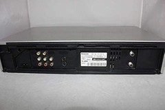 Panasonic NV-SV100 NVSV100 S-VHS VCR Video Cassette Recorder Player NTSC TBC DNR