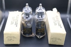Matched Pair 1944 Raytheon VT-99 6F8G (6SN7) JAN CRP Black T-Plate NOS Boxes Str