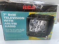 Vintage Black and White Television 7″ AM FM Radio 16-3004 Portable RCA TV