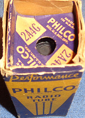 1 NOS Philco 2A4G Vacuum Tube for Philco Radios with Wireless “Mystery Control”