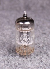(1) Mullard 7025 ECC83 12AX7 Tube (GE Branded) NOS NIB!