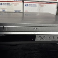 Sony SLV-D370P DVD VCR Hi-Fi Stereo Progressive Scan Combo Player