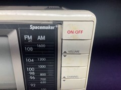 GE Spacemaker Color TV AM/FM Radio 7-7660A Portable 12”x9”x6”Vintage