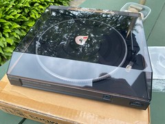 HITACHI MODEL HT-MD03 SEMI-AUTOMATIC TURNTABLE – VINTAGE! NEW UNUSED!