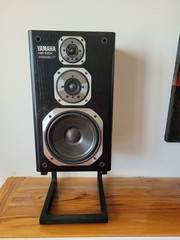 YAMAHA NS-100 Vintage Speakers w/ Stands – Original Owner – Mint Condition
