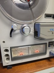 TEAC X-3 Reel to Reel Tape Deck. Powers On. Fast Forward & Rewind Working.