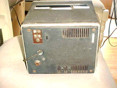 RETRO VINTAGE TV CBS TV MONITOR 8 INCH GE B+W EARLY 60s TRANSISTORIZED