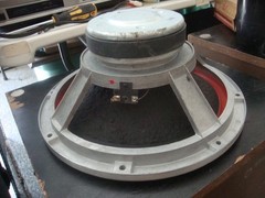 CERWIN VEGA SPEAKER / WOOFER FROM E-712 CABINET MODEL 12W4