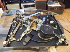 Dual 1229 Turntable — for restoration (spins, no auto function).