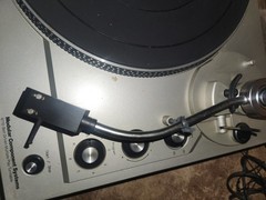 MCS Series Turntable (Modular Component Systems) Model 6710 Belt Drive. Technic