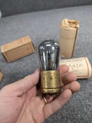 1920s Era RCA Radiotron UV201A Detector Amplifier Tube in the Box NOS G2U