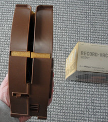 VINTAGE 1976 RONCO RECORD VACUUM CORDLESS ELECTRIC w/ Box non working