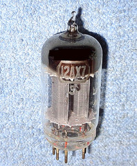 1 Tung-Sol 12AX7 Vacuum Tube – 1960’s Vintage ECC83 Audio Twin Triode