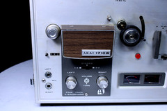 AKAI 1710W Reel-to-Reel Tape Recorder