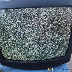 Vintage 25″ Sharp 25J-M100 CRT TV Retro Gaming Television No Remote 1997 Tested