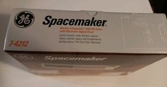 NEW Vintage GE Spacemaker UNDER CABINET Kitchen AM/FM RADIO w/ Clock 7-4212