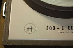 Vintage Audiotronics 300-E 4 Speed Classroom Record Player- Powers Up -Lights Up