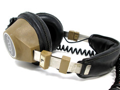 Vintage Stereo Headphones Realistic Nova 40 Over The Ear Made in Japan
