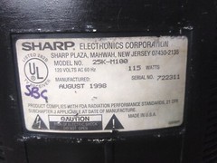 Vintage Sharp 25K-M100 CRT TV Retro Gaming Television No Remote 1998