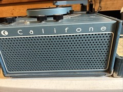 Vintage Califone Turntable 1420k Portable record player 4 speed phonograph Case