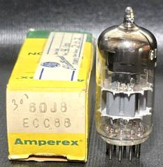 1 Amperex 6DJ8 ECC88 Bugle Boy Vacuum Tube Tested NOS ON TV – 7