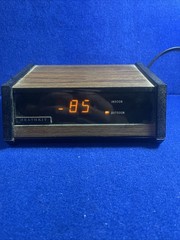 HEATHKIT INDOOR/OUTDOOR TEMPERATURE DISPLAY MODEL ID-1390B SERIES NO. 01-41577