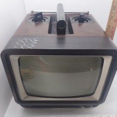 RCA TV 9″ Portable Analog B&W Tested POWERS ON 336H 2813833-1 Made In TAIWAN