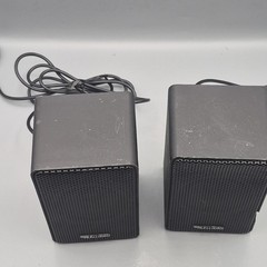 Vtg Realistic Minimus 3.5 Speakers 15W Input 8 Ohms 40-1996A Untested 3.5″ X 5″