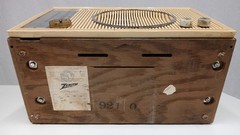 Zenith High Fidelity Automatic Frequency Control AM/FM Tube Radio: Powers ON