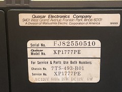 Vintage 1970’s QUASAR Tri-Power AC/DC Battery Portable 7″ TV XP1777PE – WORKS