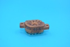 QTY 1 Socket for IN-12 / IN-12B / IN-15 / IV-22 Nixie Tube Socket PL31A-P | USA