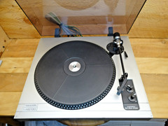 Vintage Realistic LAB130 Precision Belt-Drive Turntable