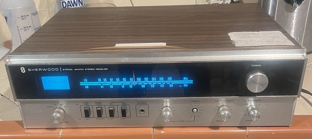 Vintage Sherwood S-7010A AM/FM Stereo Receiver For Parts/Repair