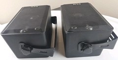 2 KLH Speakers 403A 3-Way 40 W Indoor/Outdoor Linear Dynamics With Wall Brackets