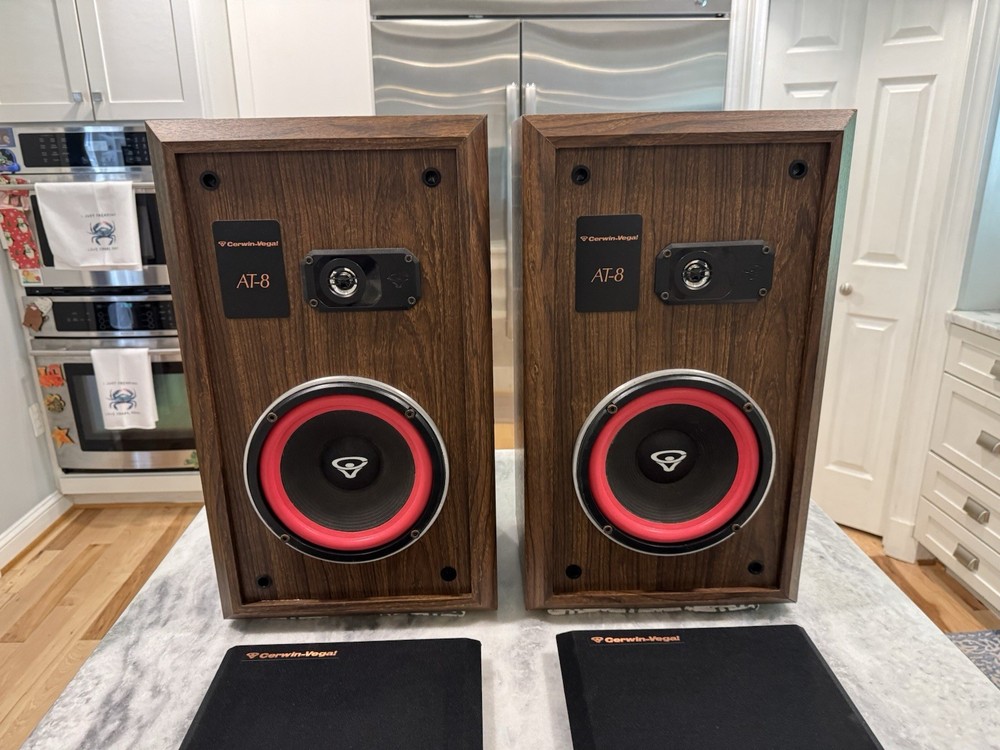 Cerwin Vega AT-8 Vintage 2-WAY Floor Speakers Refoamed Woofers Tested Late 1980s